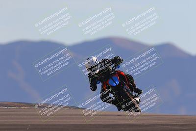 media/Nov-06-2023-Moto Forza (Mon) [[ce023d0744]]/4-Beginner Group/Session 5 (Turn 9)/